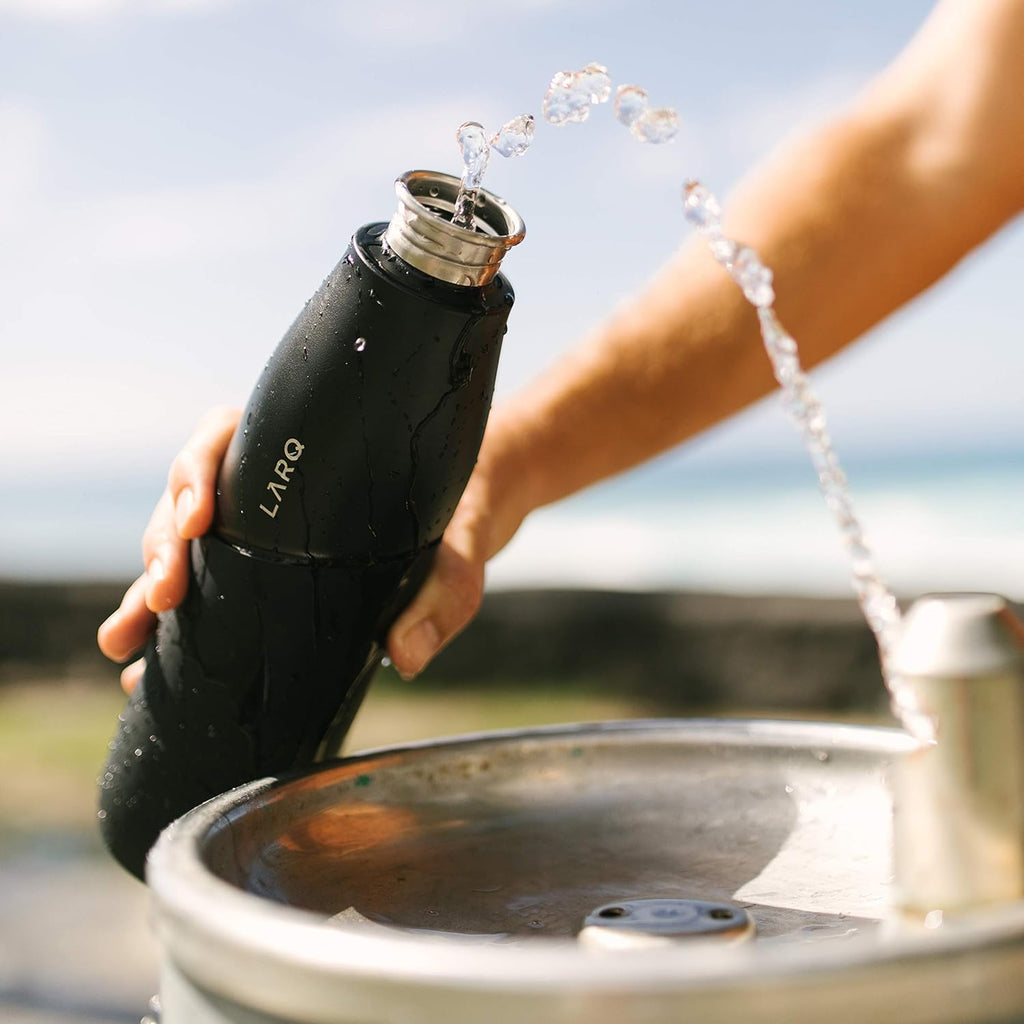 LARQ Bottle Movement PureVis 32 oz- Lightweight Self-Cleaning and Non-Insulated Stainless Steel Water Bottle with UV Water Purifier | Reusable & Travel Friendly, 1-Year Warranty, Black/Onyx